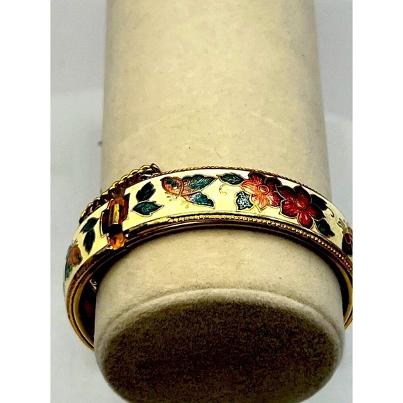 Vintage Floral Necklace & Enamel Bangle Set.  A8 - Picture 11 of 11